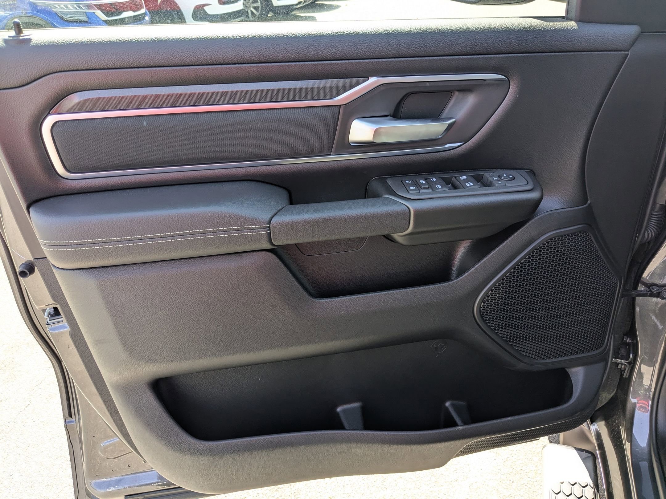 2025 Ram 1500 Big Horn photo 8