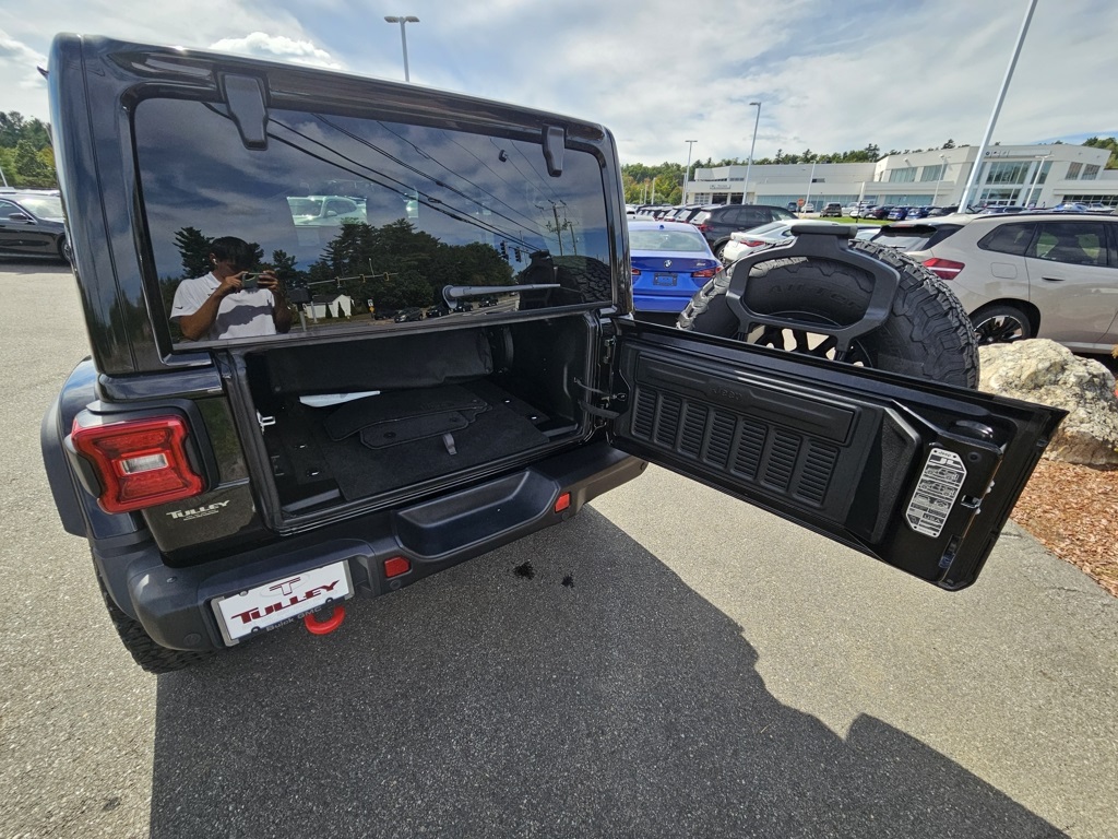 2024 Jeep Wrangler Rubicon X photo 15