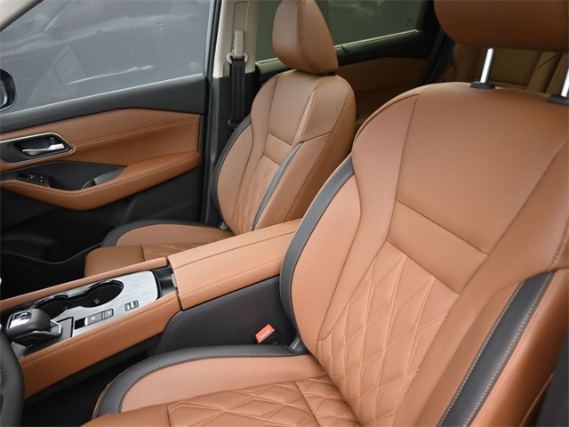 2025 Nissan Rogue Platinum photo 22