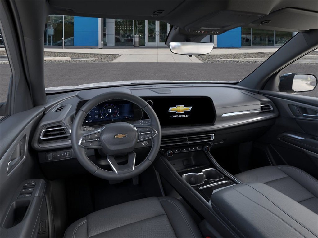 2026 Chevrolet Traverse photo 14