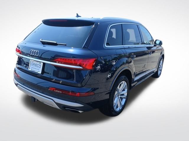 2025 Audi Q7 45 Premium Plus photo 6