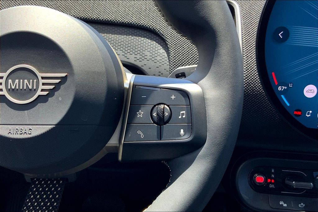 2025 Mini Countryman S ALL4 photo 16
