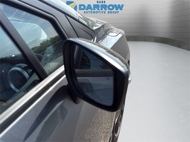 2025 Nissan Versa 1.6 SR photo 9