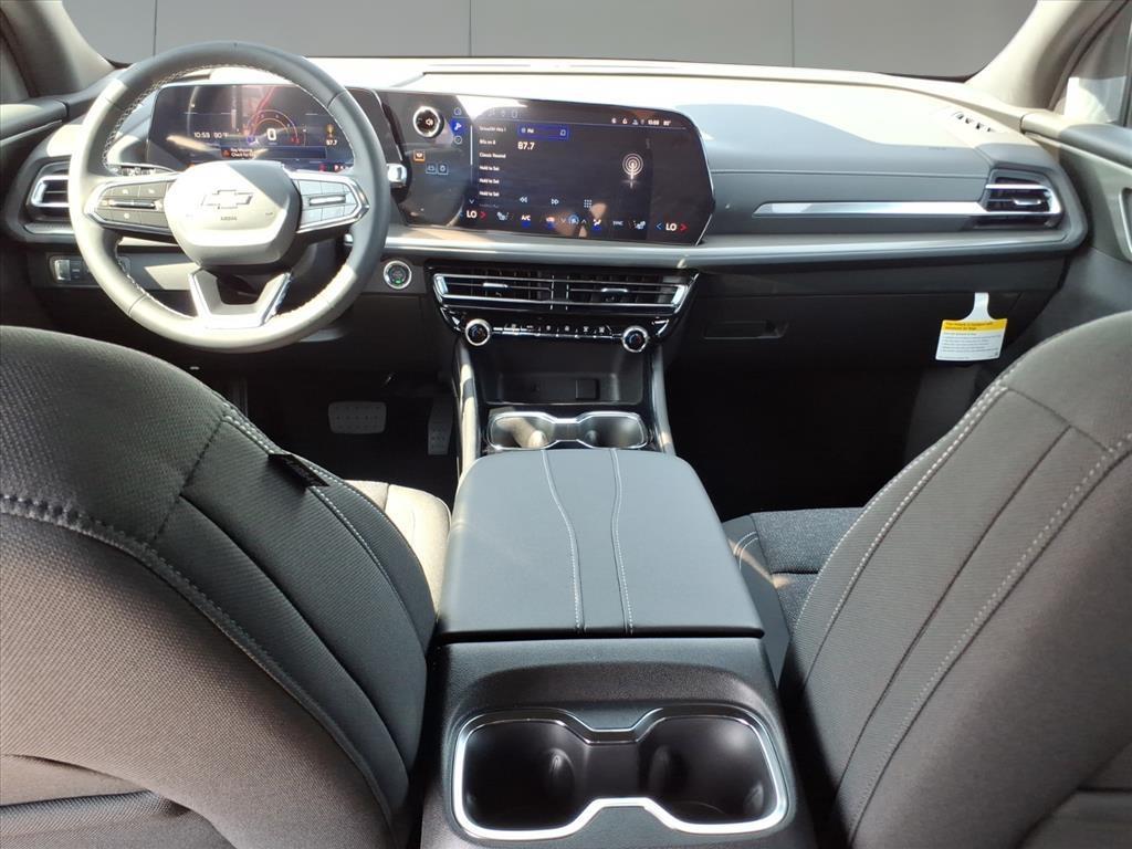 2026 Chevrolet Traverse photo 11