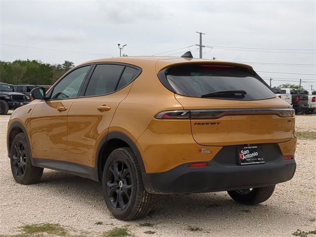 2024 Dodge Hornet GT photo 4