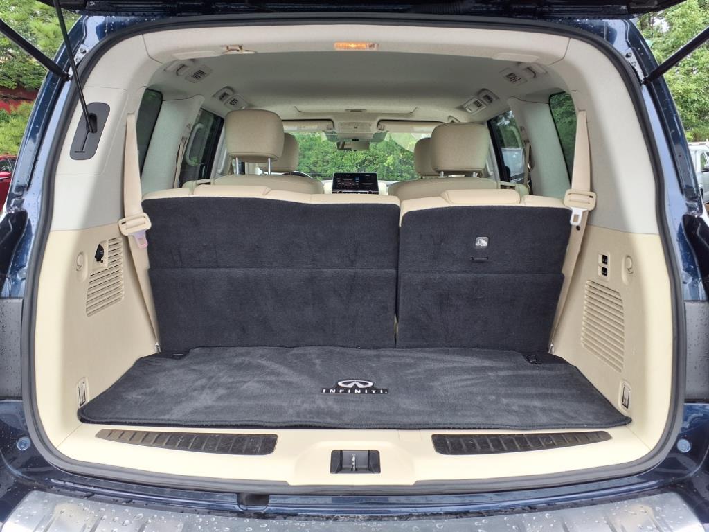 2022 Infiniti QX80 Luxe photo 22