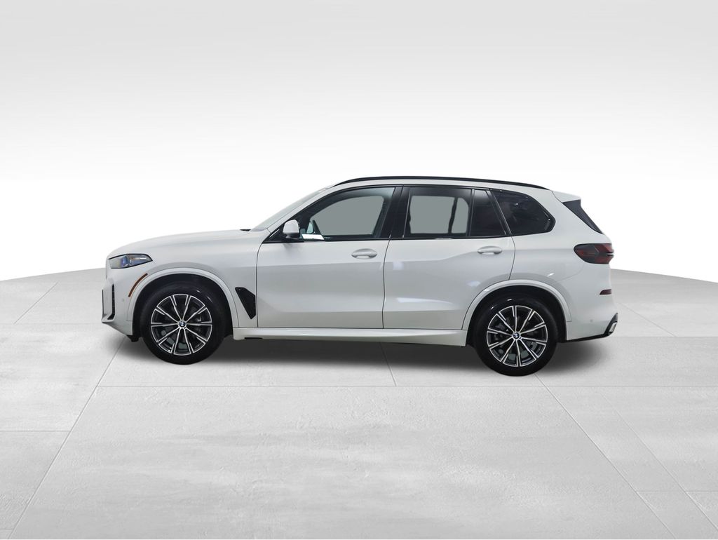 Used 2025 BMW X5 40i with VIN 5UX23EU05S9Z48771 for sale in Minneapolis, Minnesota