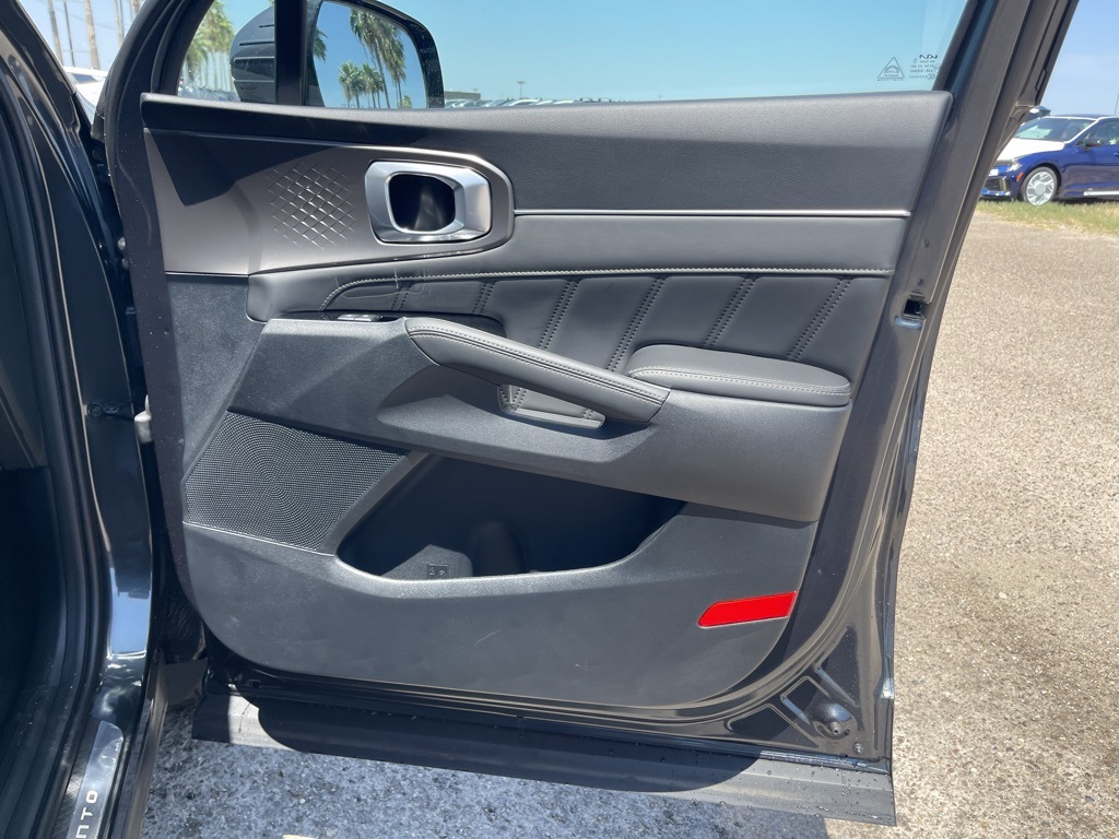 2025 Kia Sorento SX photo 17
