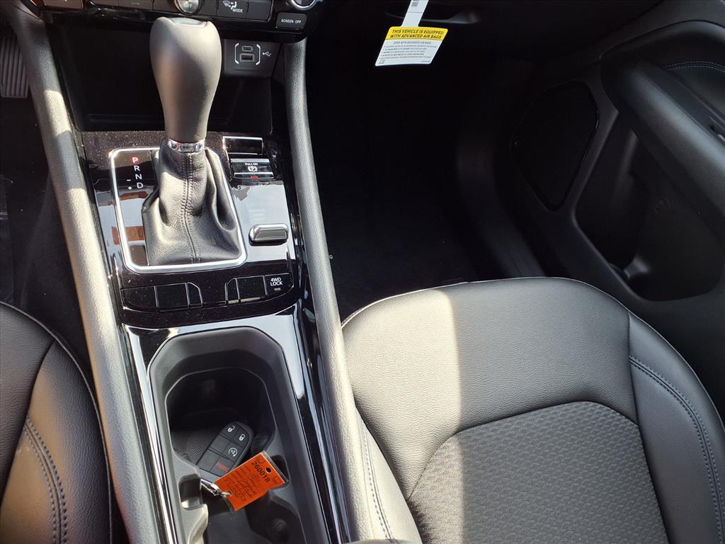 2026 Jeep Compass Latitude Altitude photo 9