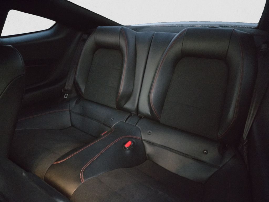 2022 Ford Mustang GT Premium photo 14