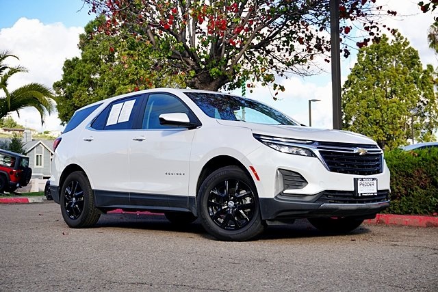 2024 Chevrolet Equinox LT's photo