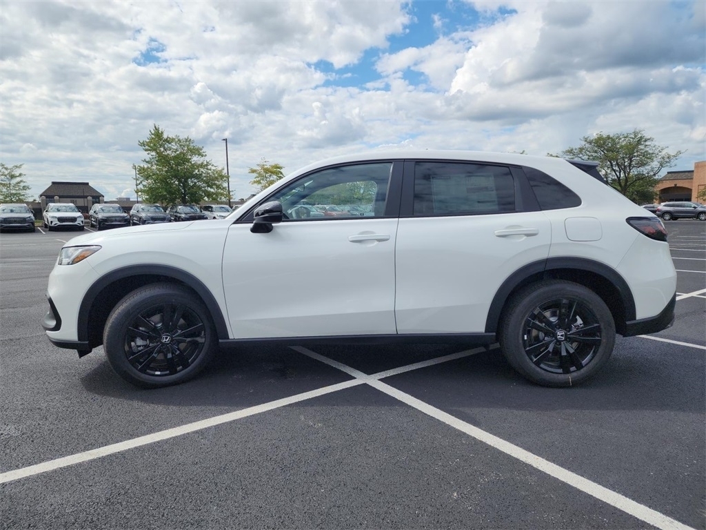 2026 Honda HR-V Sport photo 13