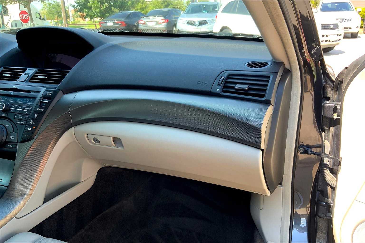 2013 Acura TL photo 18