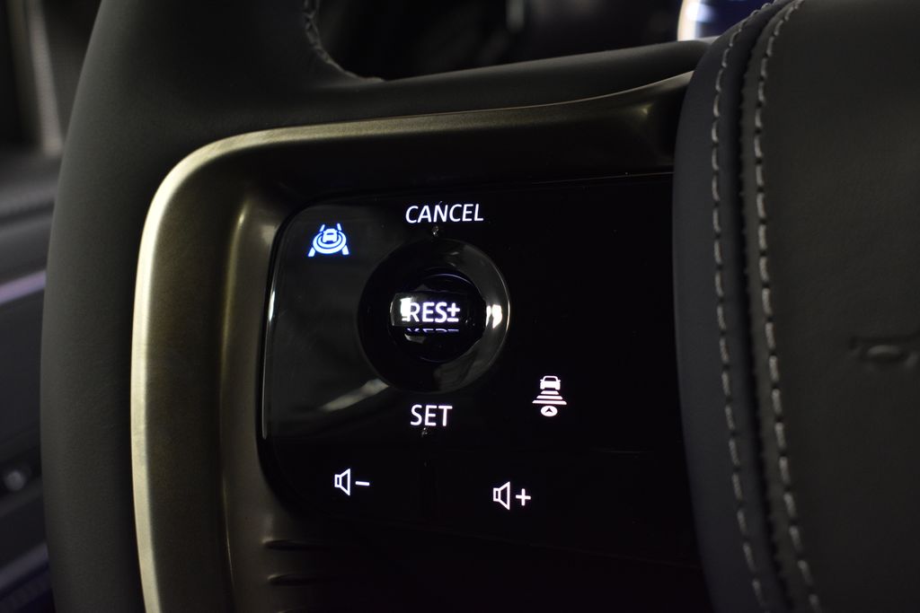 2026 Infiniti QX80 Sensory photo 19