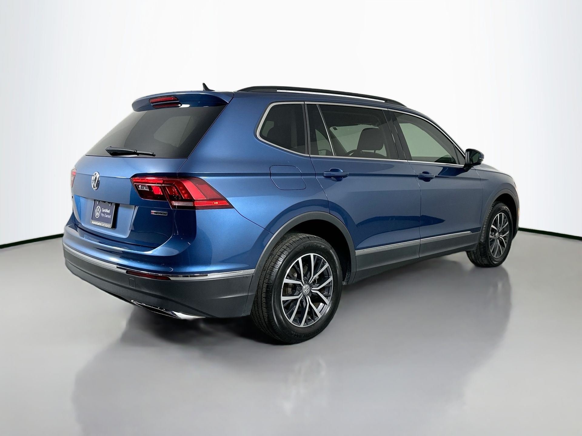 2020 Volkswagen Tiguan SE photo 4