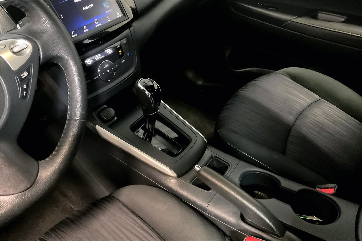 2019 Nissan Sentra SV photo 19