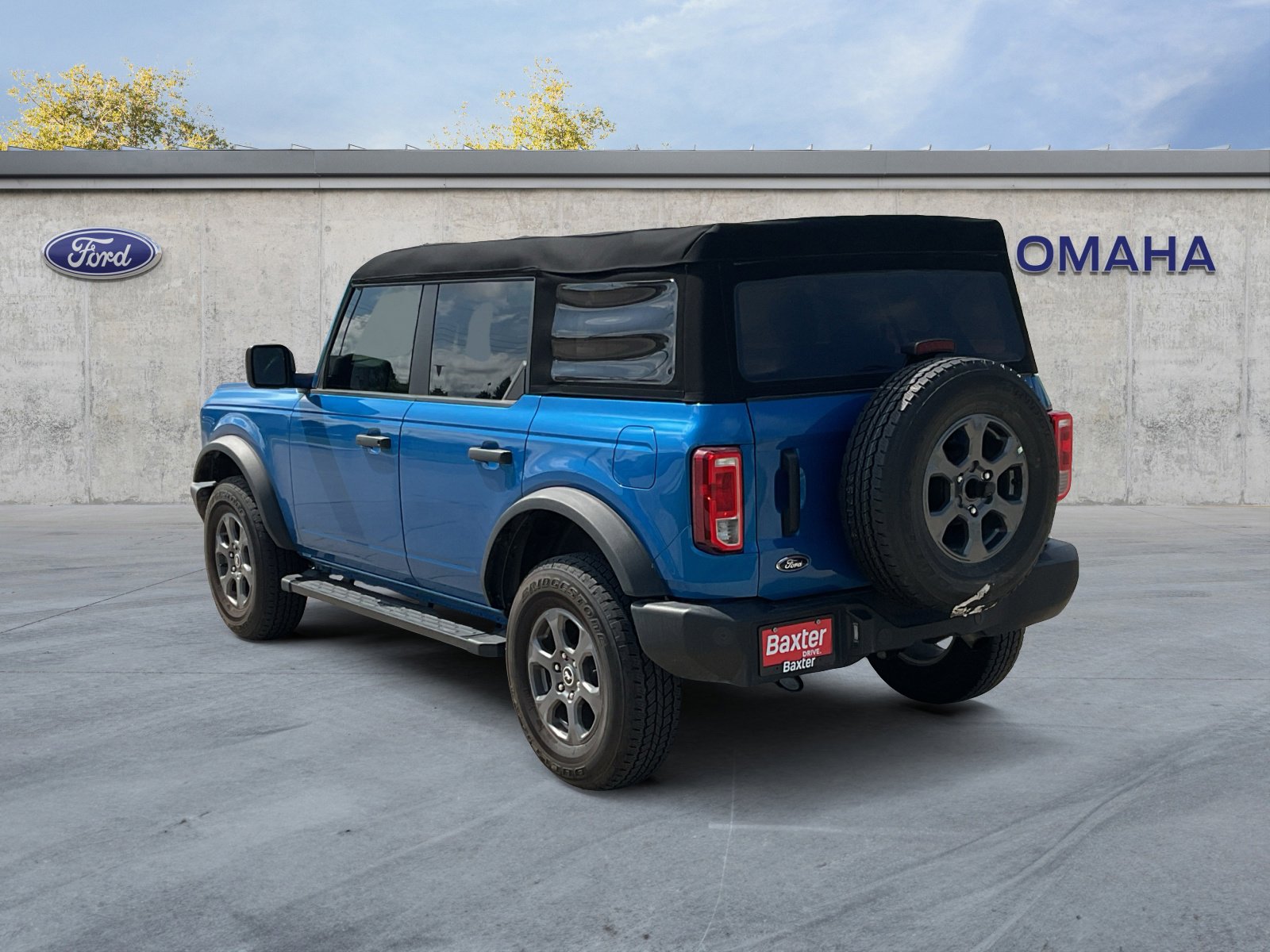 2023 Ford Bronco Big Bend photo 3