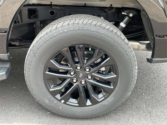 2025 Ford F-150 Lariat photo 6