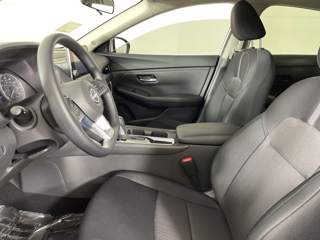 2025 Nissan Sentra SV photo 19