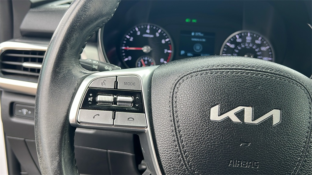 2022 Kia Telluride S photo 13