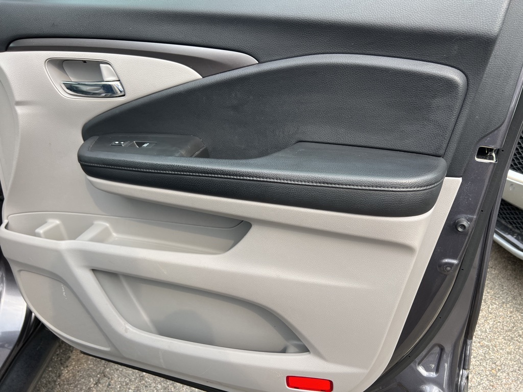 2019 Honda Pilot EX-L photo 12