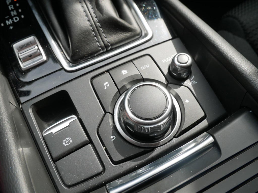 2018 Mazda Mazda3 Sport photo 26