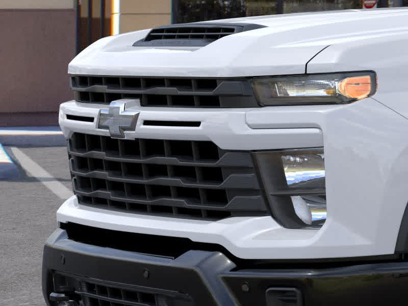 2026 Chevrolet Silverado Custom photo 13