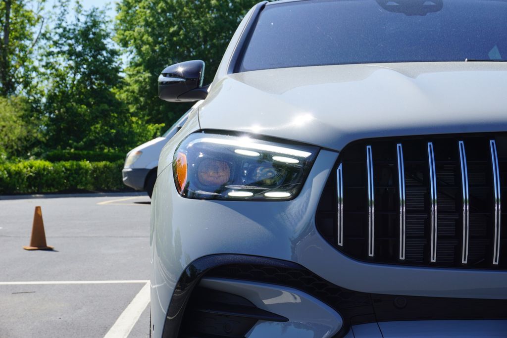 2025 Mercedes Benz GLE 53 AMG photo 3