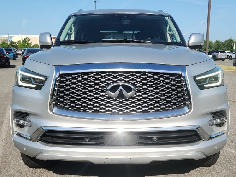 2021 Infiniti QX80 Luxe photo 8