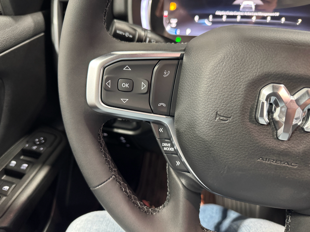 2025 Ram 1500 Big Horn photo 25