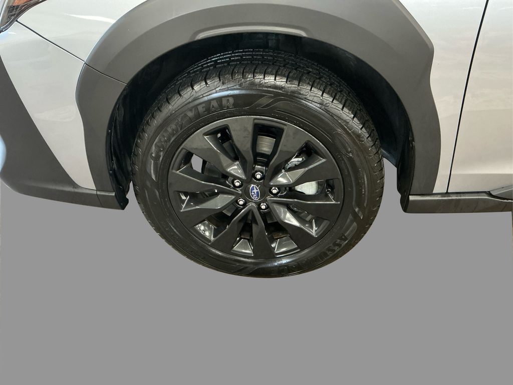 2024 Subaru Outback Onyx Edition photo 16