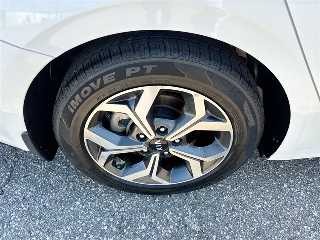 2021 Kia Forte LXS photo 10