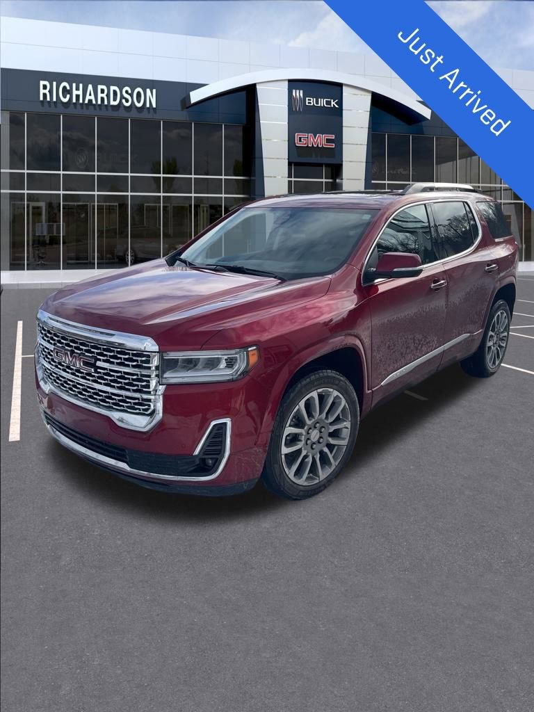 2023 GMC Acadia Denali's photo