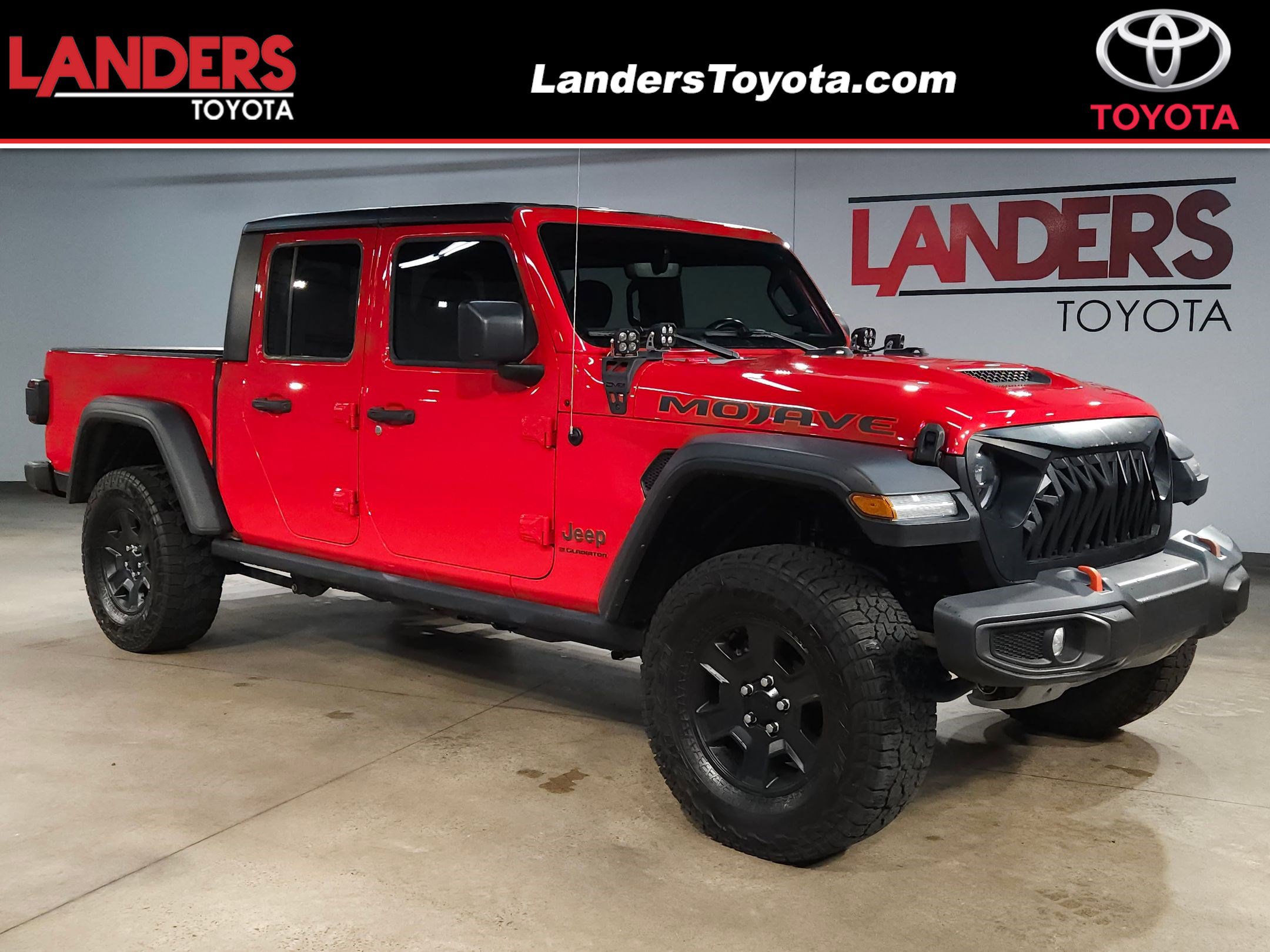 2023 Jeep Gladiator Mojave's photo