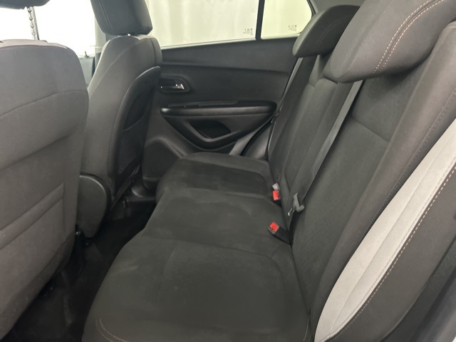2022 Chevrolet Trax LS photo 19