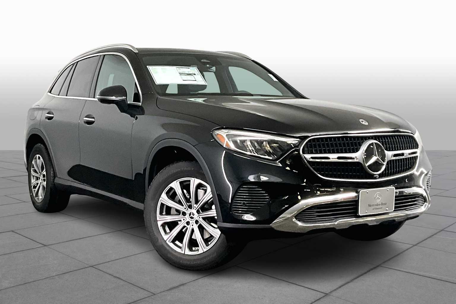 2026 Mercedes Benz GLC 300 4MATIC photo 2