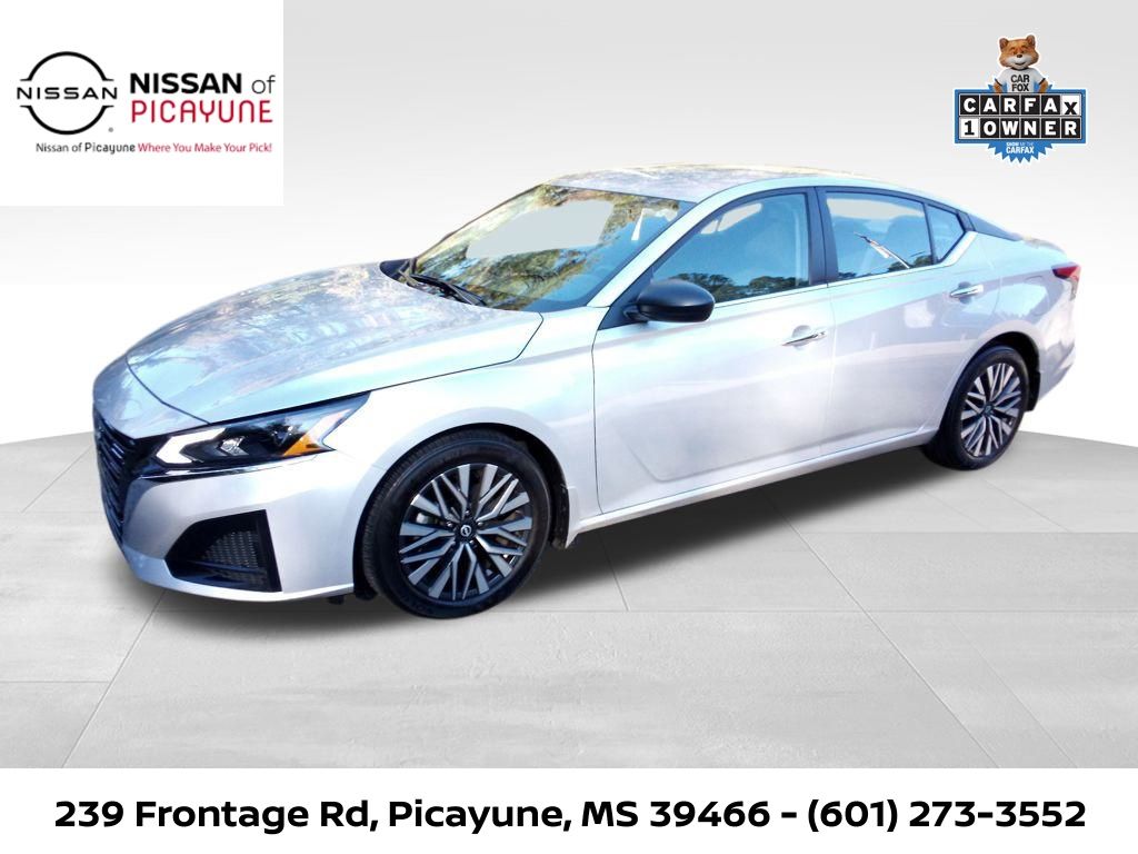 2024 Nissan Altima SV