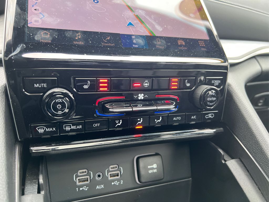 2024 Jeep Cherokee 4xe Base photo 28