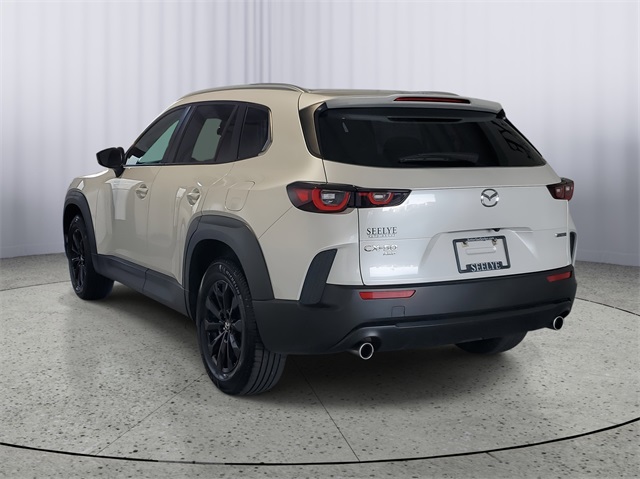 2024 Mazda CX-50 2.5 S Preferred photo 4