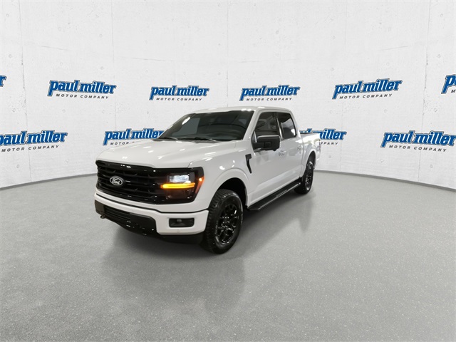 2025 Ford F-150 XLT photo 5