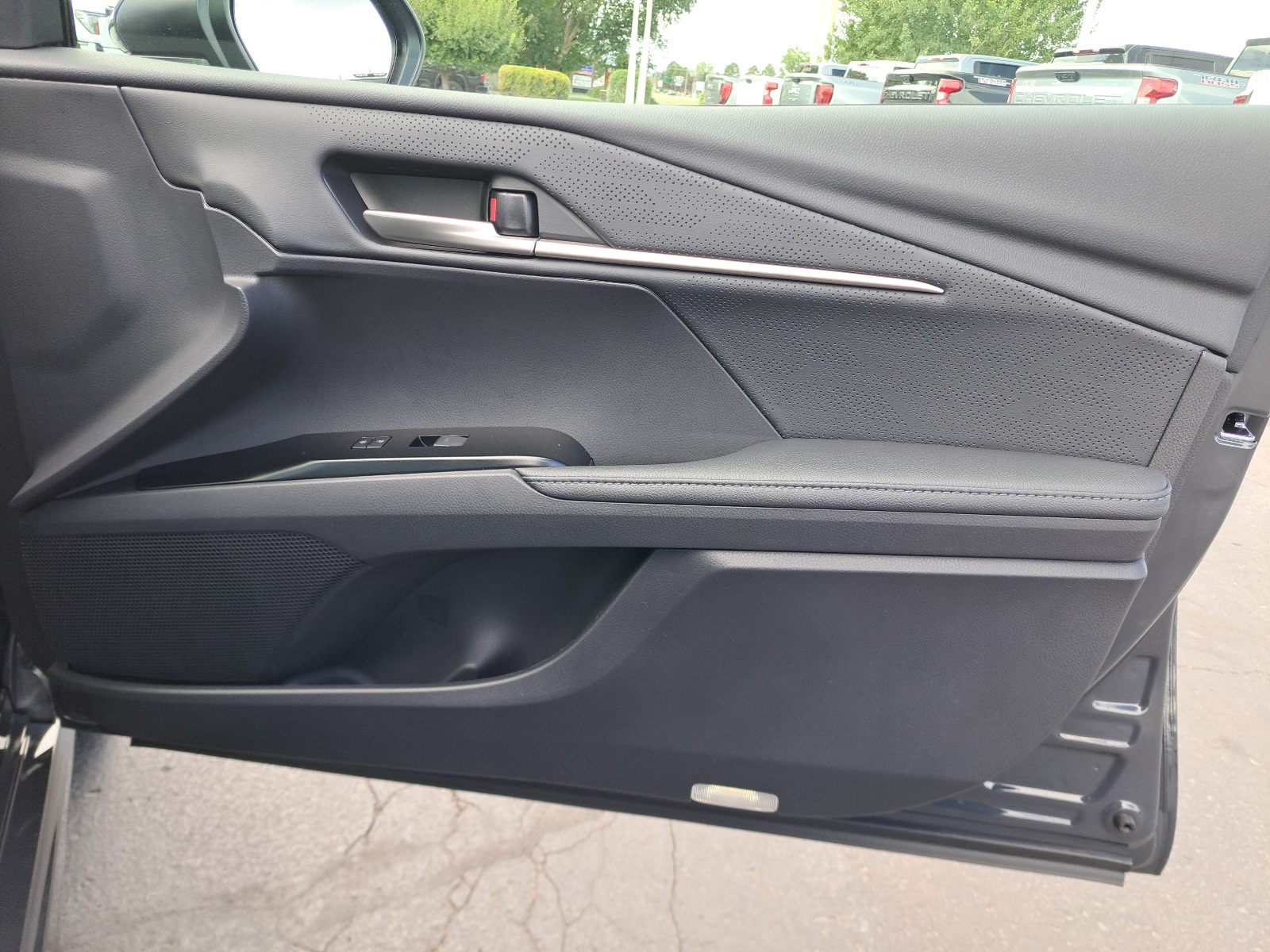 2025 Toyota Camry XSE photo 25