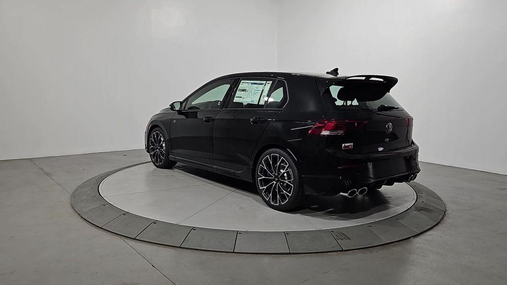 2026 Volkswagen Golf R 2.0 TSI photo 3