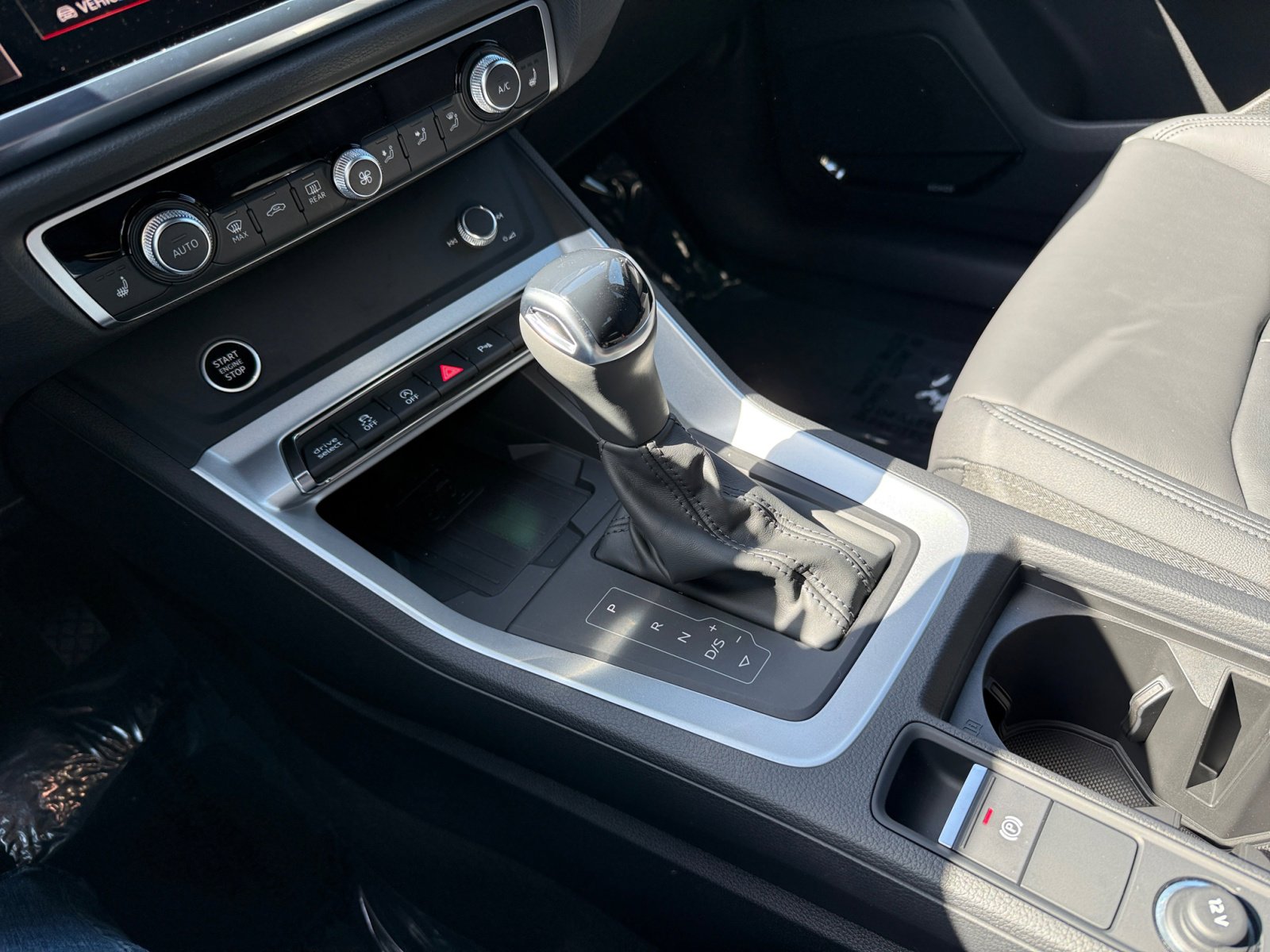 2025 Audi Q3 Premium Plus S line photo 13