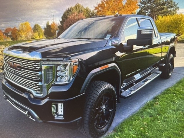 2022 GMC Sierra 3500HD Denali's photo