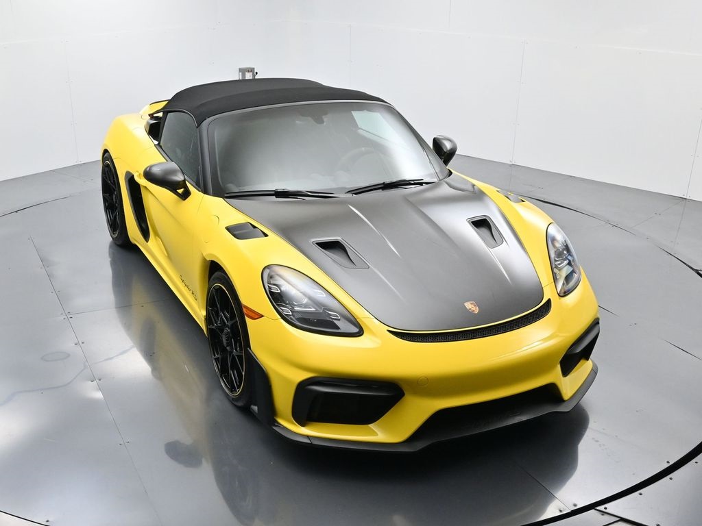 2024 Porsche Boxster Spyder photo 27