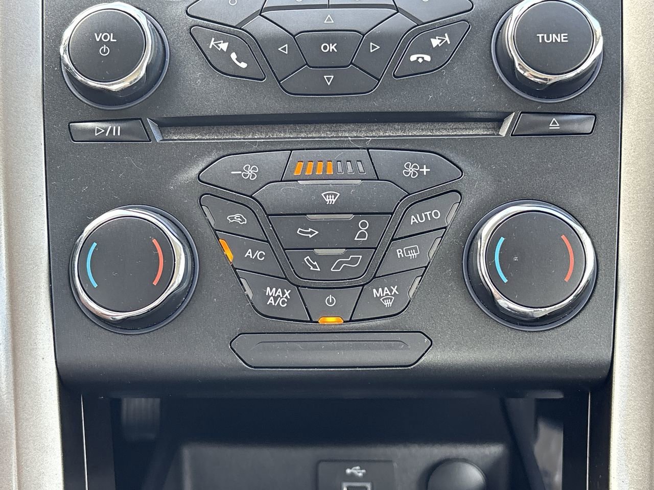2018 Ford Fusion Hybrid S photo 22