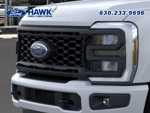 2025 FORD F-350 - Image 17