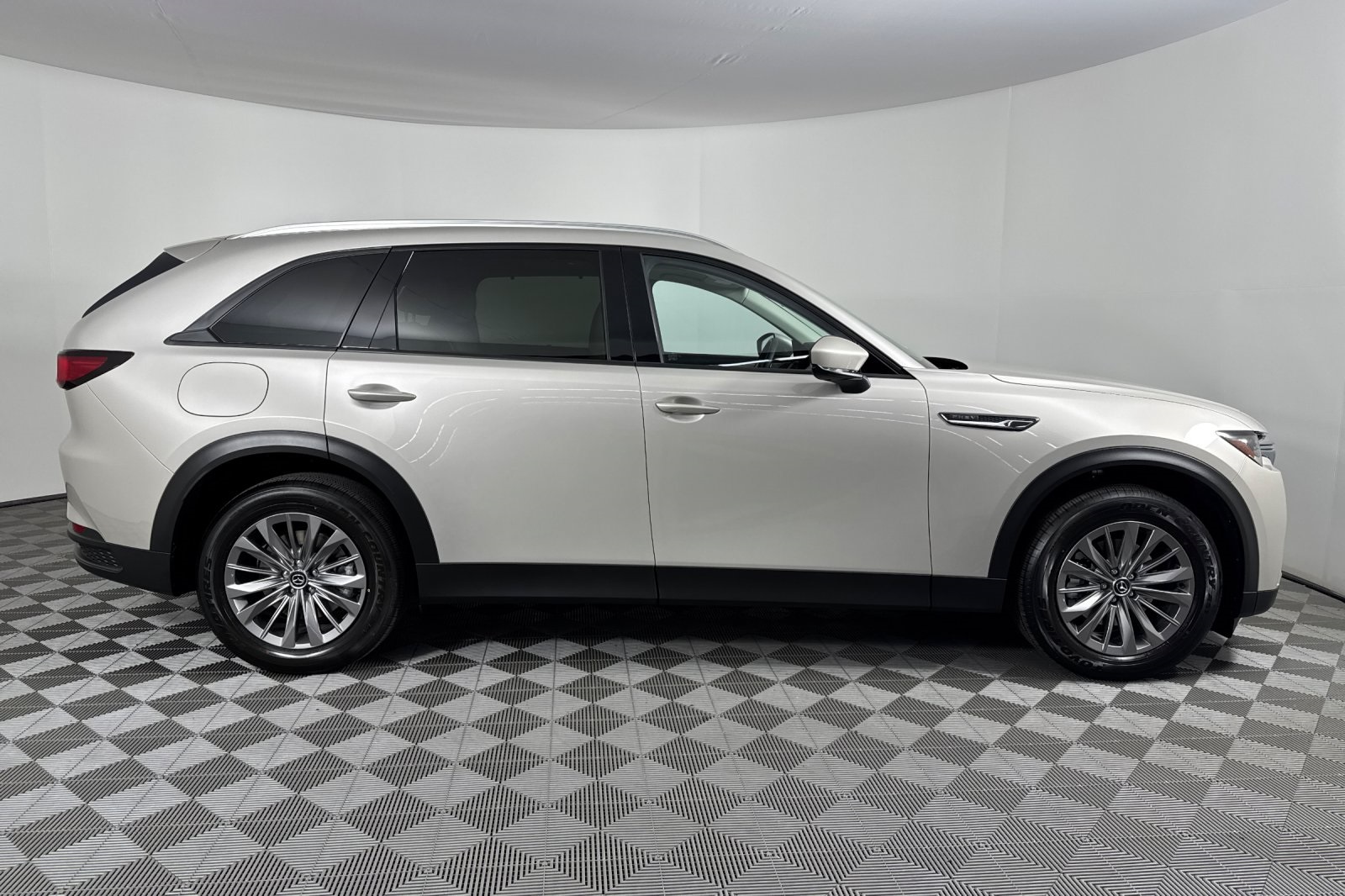 2025 Mazda CX-90 Preferred photo 3