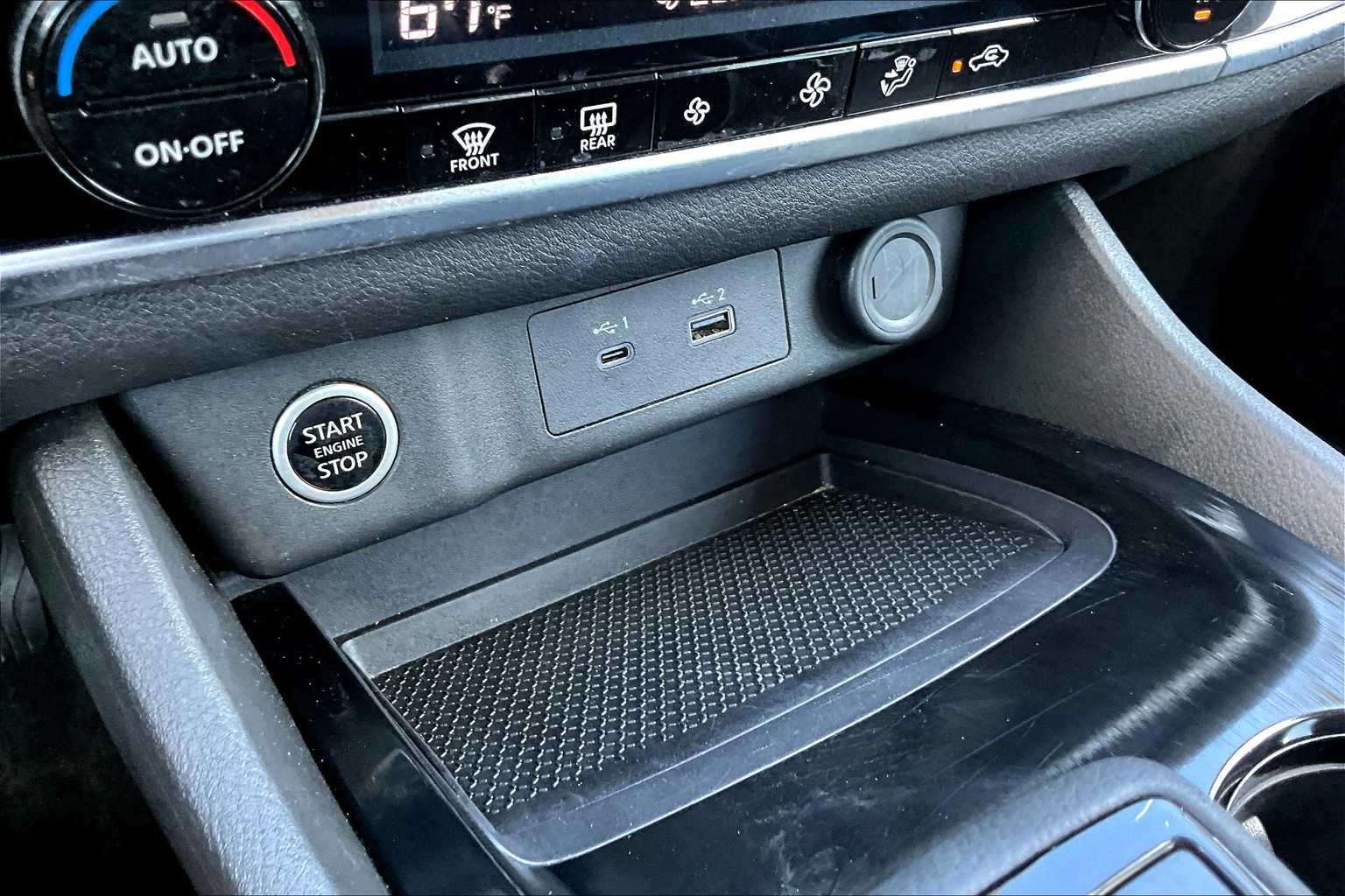 2023 Nissan Rogue SV photo 29