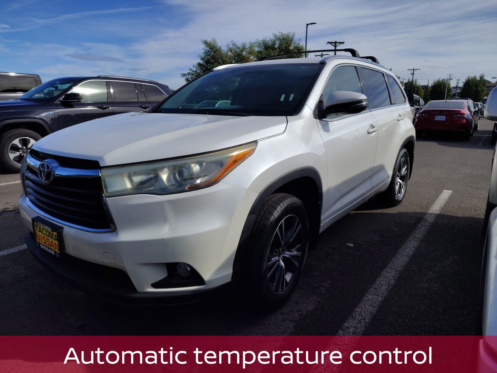 2016 Toyota Highlander XLE photo 3